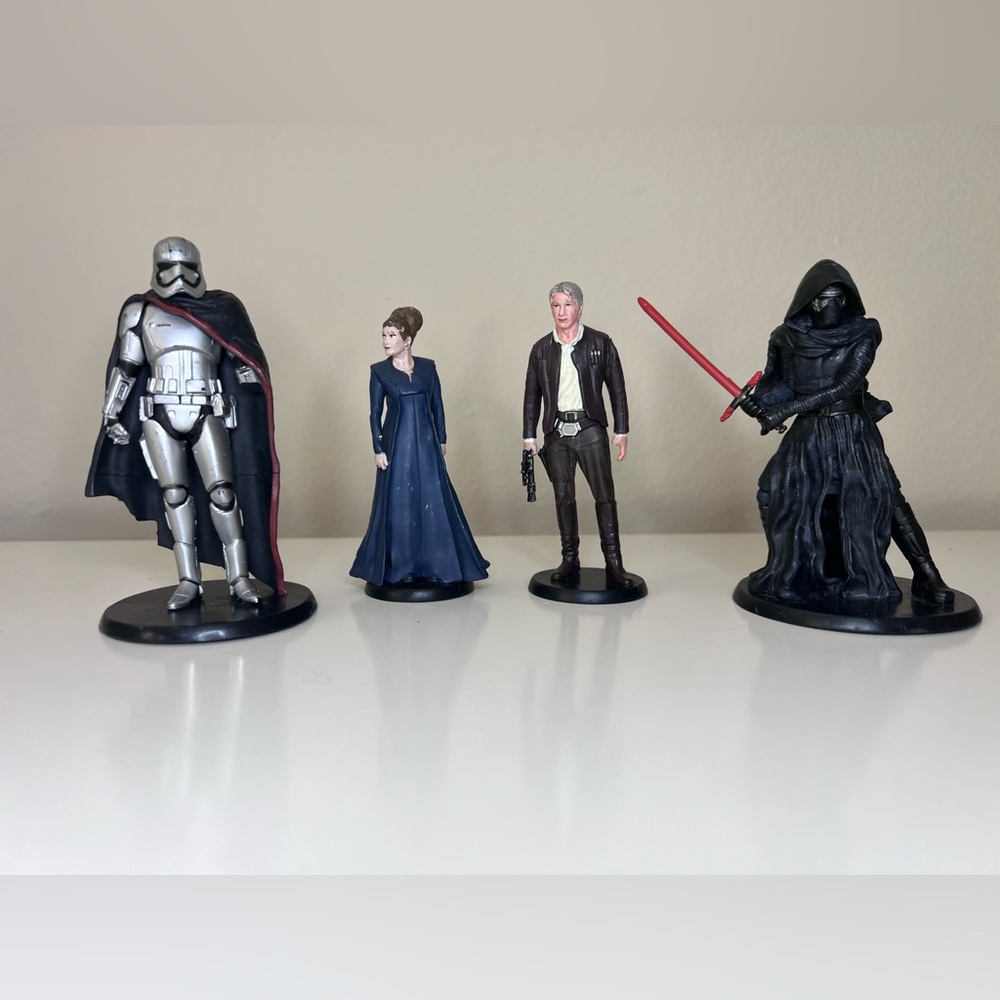 Star War Action Figures (4)